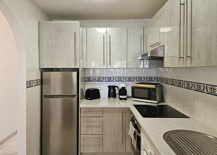 Two Bedroom Golf Side Apartment, Golf Lägenhet *