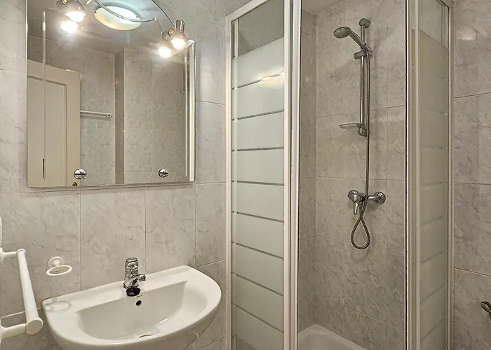 Two Bedroom Golf Side Apartment, Golf Appartement *