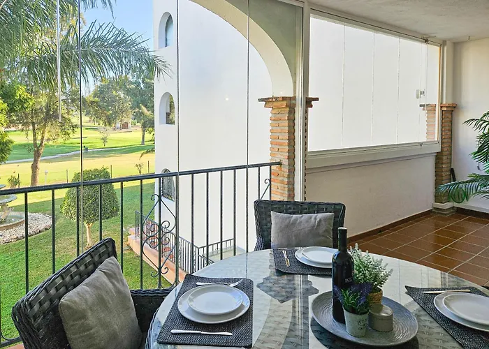 Lägenhet Two Bedroom Golf Side Apartment, Golf