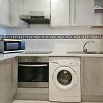 Two Bedroom Golf Side Apartment, Golf 公寓 米哈斯科斯塔