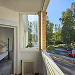 Two Bedroom Golf Side Apartment, Golf *