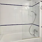 Two Bedroom Golf Side Apartment, Golf 米哈斯科斯塔