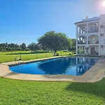 公寓 Two Bedroom Golf Side Apartment, Golf 米哈斯科斯塔