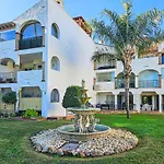 公寓 Two Bedroom Golf Side Apartment, Golf 米哈斯科斯塔