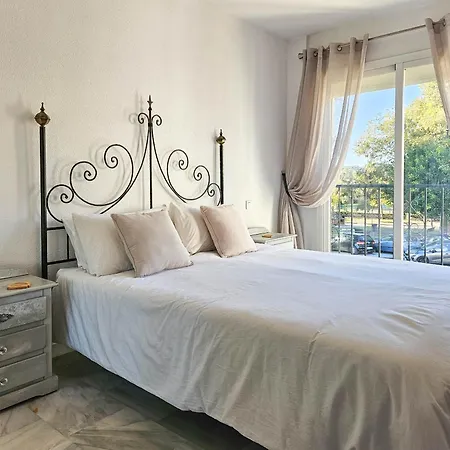 Two Bedroom Golf Side Apartment, Mijas Golf