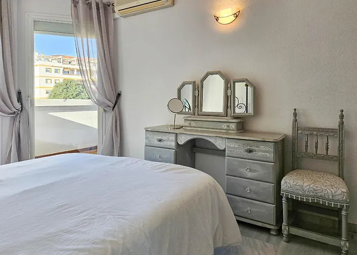 Two Bedroom Golf Side Apartment, Golf *