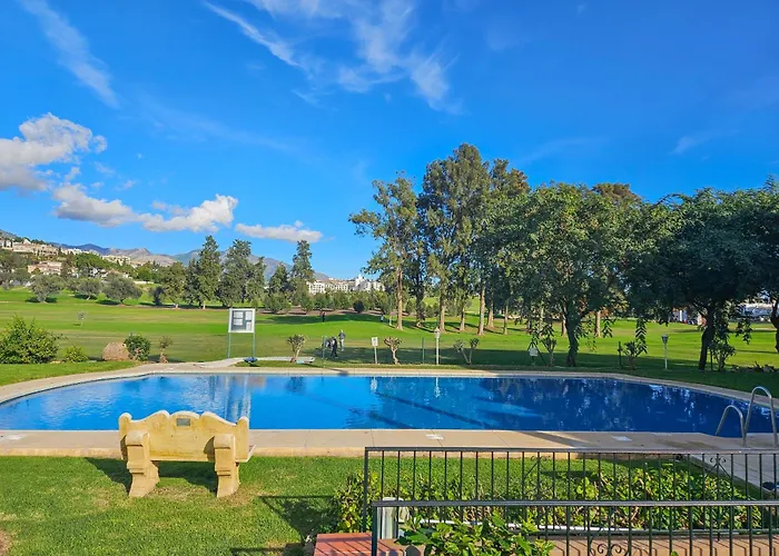 Two Bedroom Golf Side Apartment, Golf Apartment *