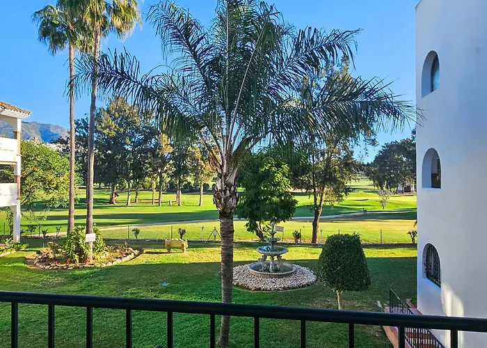 Two Bedroom Golf Side Apartment, Golf *