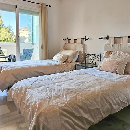 Two Bedroom Golf Side Apartment, Mijas Golf