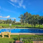 Two Bedroom Golf Side Apartment, Mijas Golf Lejlighed *
